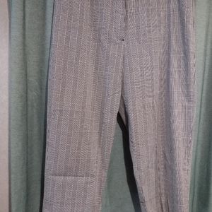 Liz Claiborne Audra LiZ Sport Crop Dress Pant